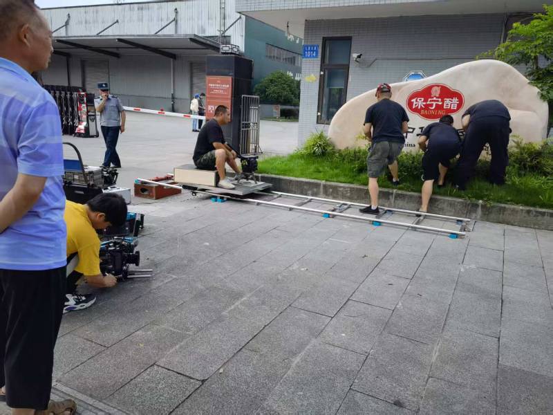 巴塘县广告片拍摄公司核心优势：全流程服务，让品牌广告片省心更出彩